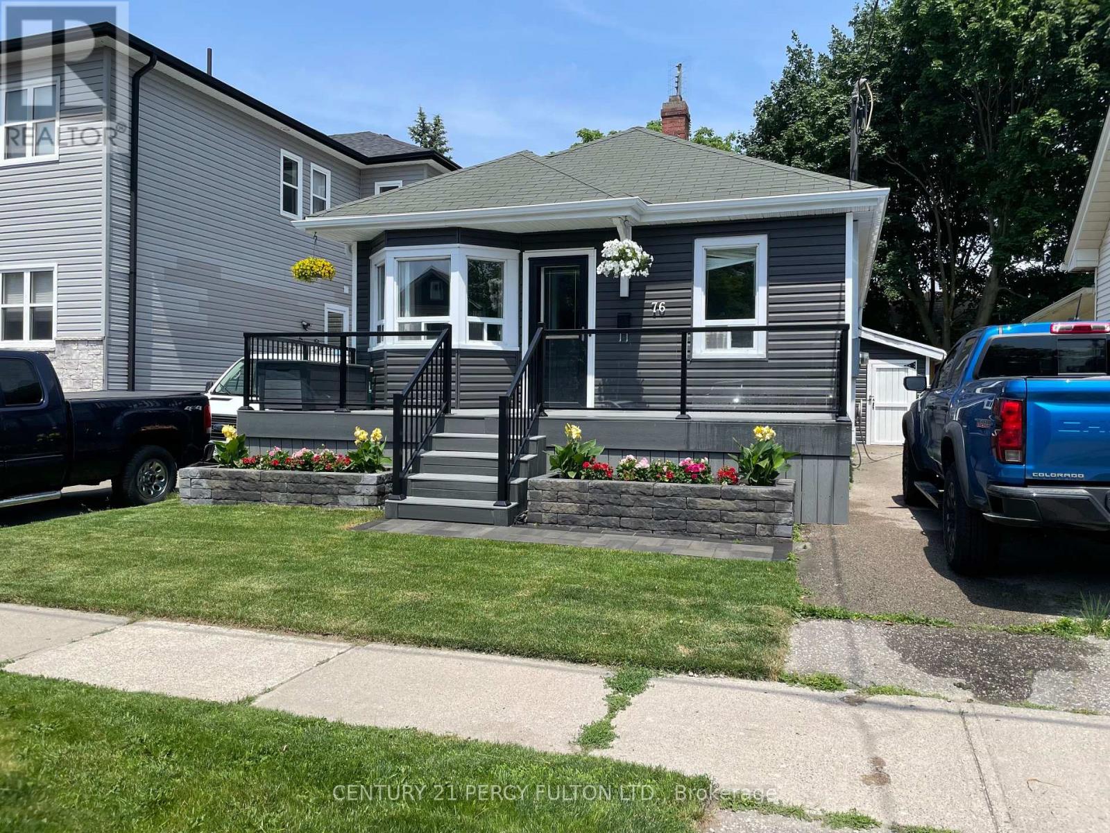 76 Arlington Avenue, Oshawa, Ontario  L1G 2N6 - Photo 2 - E14091046