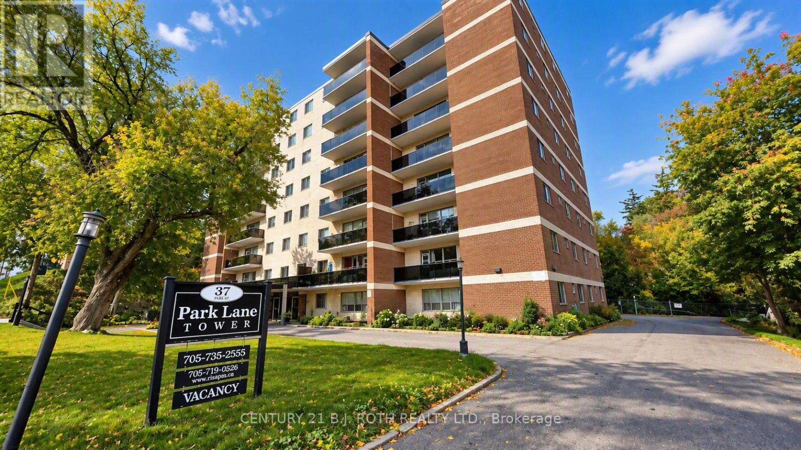 808 - 37 Peel Street, Barrie, Ontario  L4M 3L1 - Photo 24 - S13650392