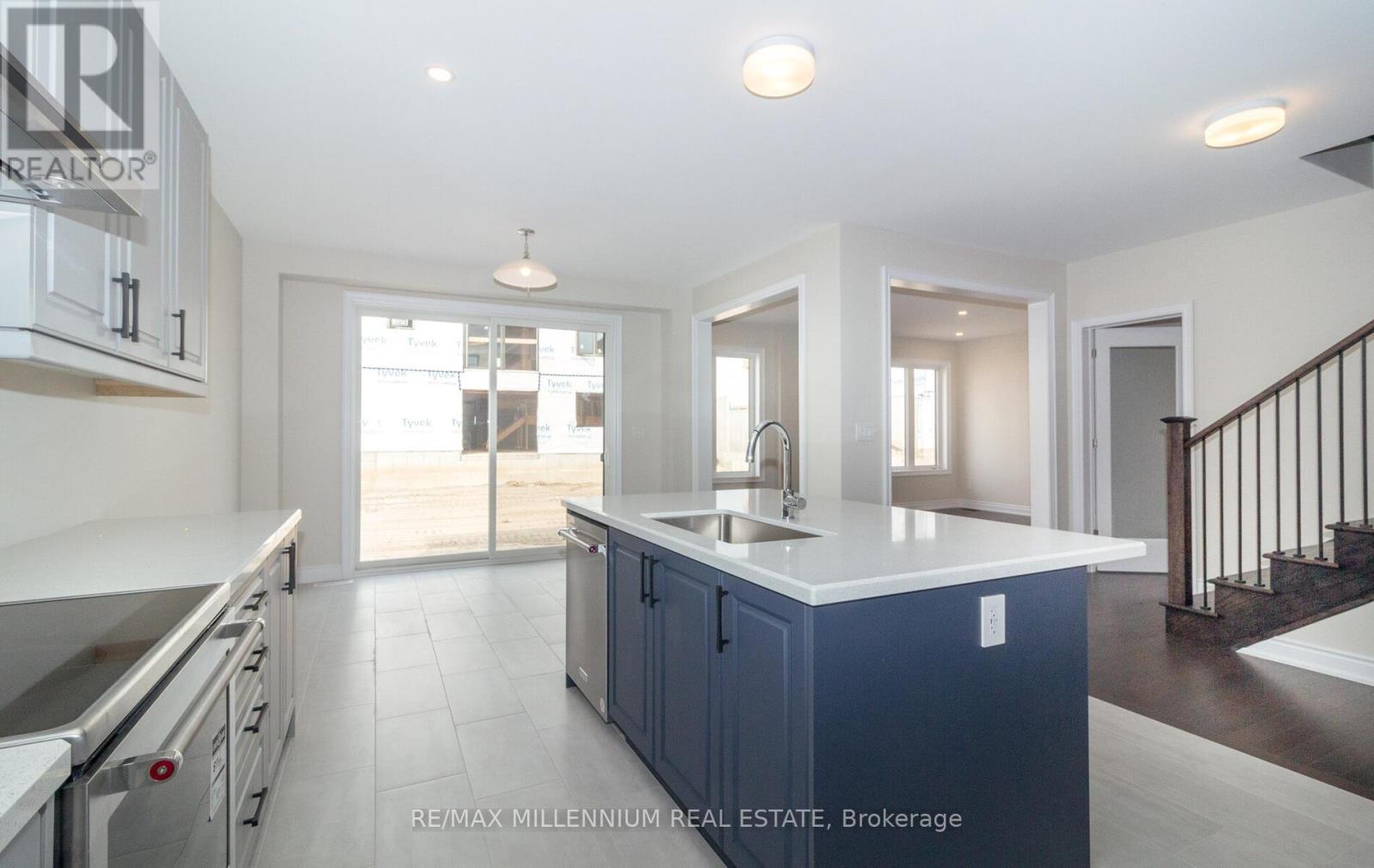 81 Bearberry Road, Springwater, Ontario  L0L 1Y3 - Photo 30 - S14084744