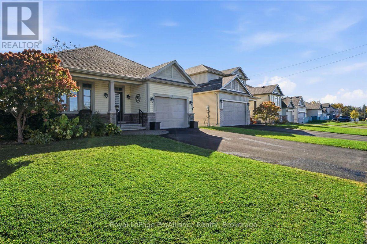 340 Cannifton Road N, Belleville, Ontario  K8N 4Z6 - Photo 2 - X14102482