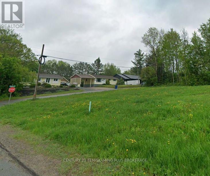 520 Mccamus Avenue, Temiskaming Shores, Ontario  P0J 1P0 - Photo 4 - T14103828