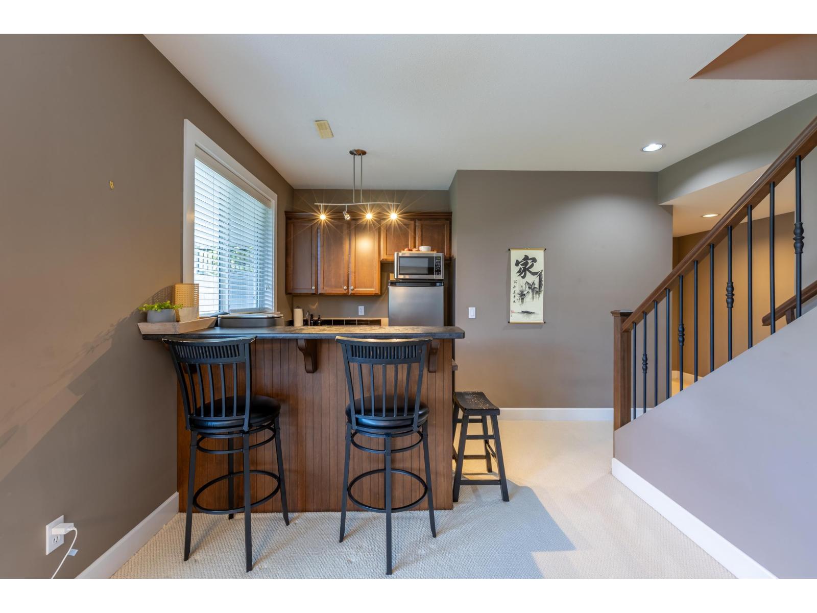 3469 BLUEBERRY COURT