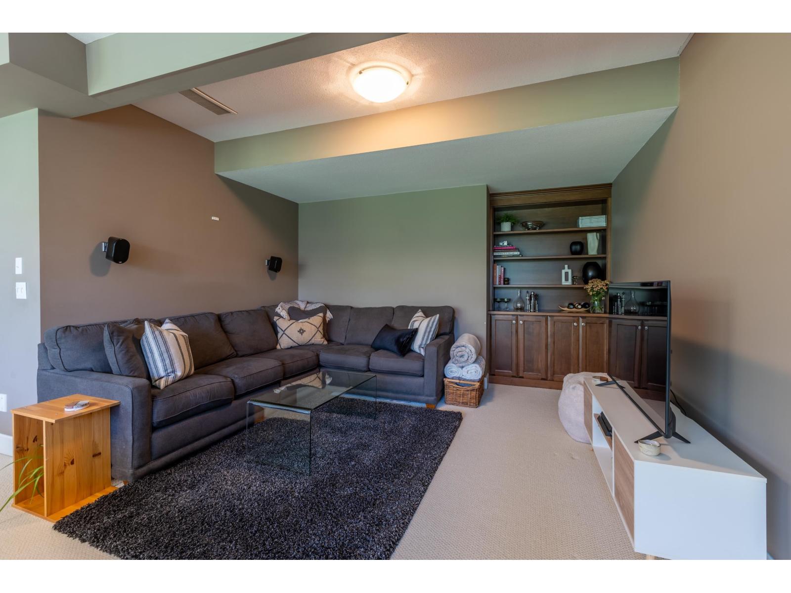 3469 BLUEBERRY COURT