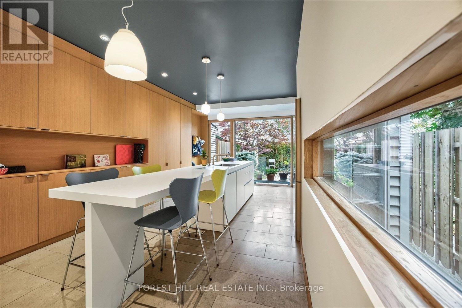44 Russell Street, Toronto, Ontario  M5S 1B7 - Photo 12 - C14082704
