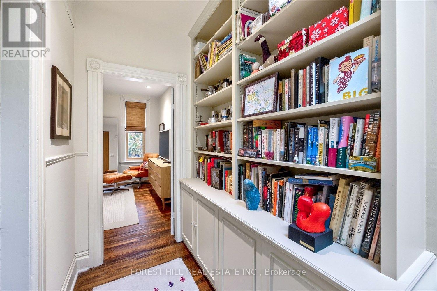 44 Russell Street, Toronto, Ontario  M5S 1B7 - Photo 19 - C14082704