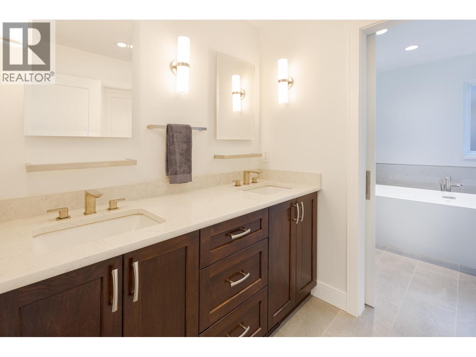 2776 Westlake Drive, Coquitlam, British Columbia  V3C 5K1 - Photo 19 - R3177486