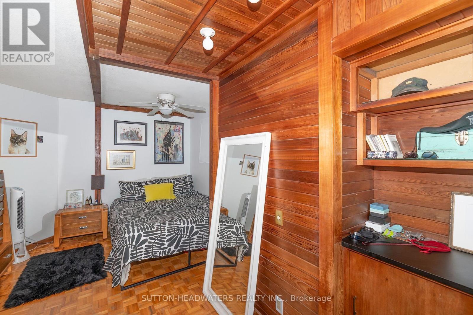 106 Barton Avenue, Toronto, Ontario  M6G 1P9 - Photo 36 - C14103808