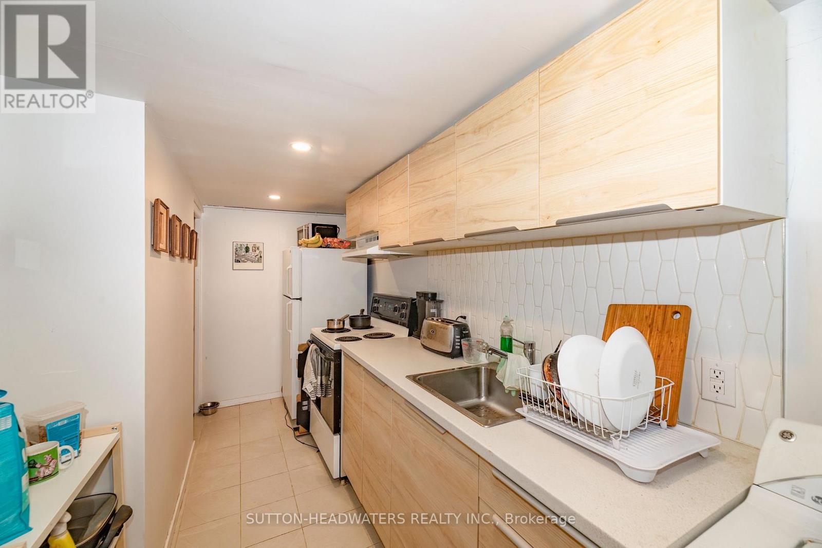 106 Barton Avenue, Toronto, Ontario  M6G 1P9 - Photo 44 - C14103808