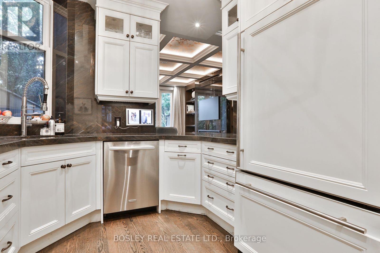 128 Collier Street, Toronto, Ontario  M4W 1M3 - Photo 10 - C14103832