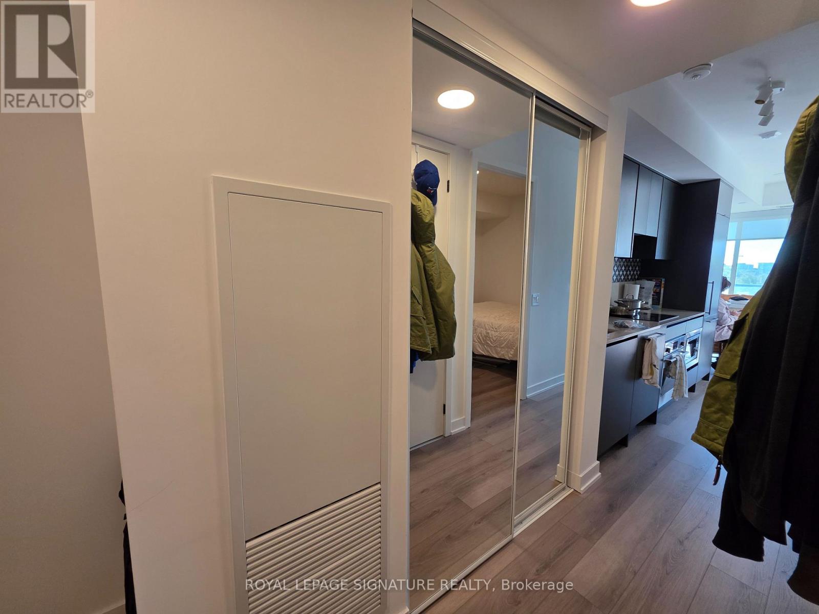 505 - 5 Lakeview Avenue, Toronto, Ontario M6J 0H3 - Photo 11 - C14103836
