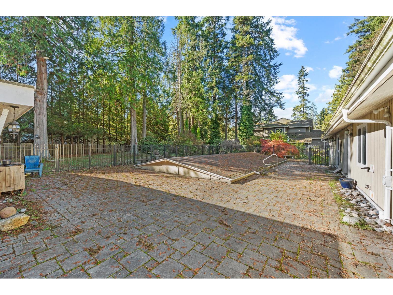 13284 Crescent Road, Surrey, British Columbia  V4P 1K4 - Photo 24 - R3177366