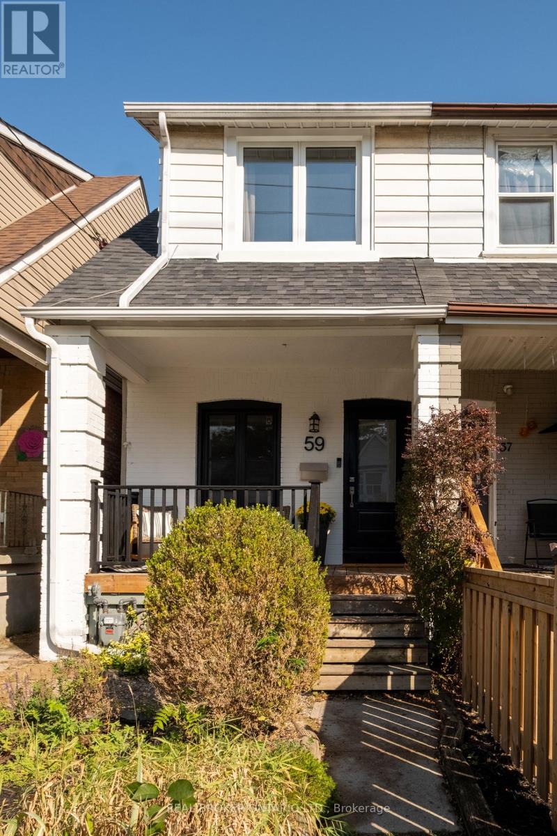 59 Bastedo Avenue, Toronto, Ontario  M4C 3M8 - Photo 1 - E14103804