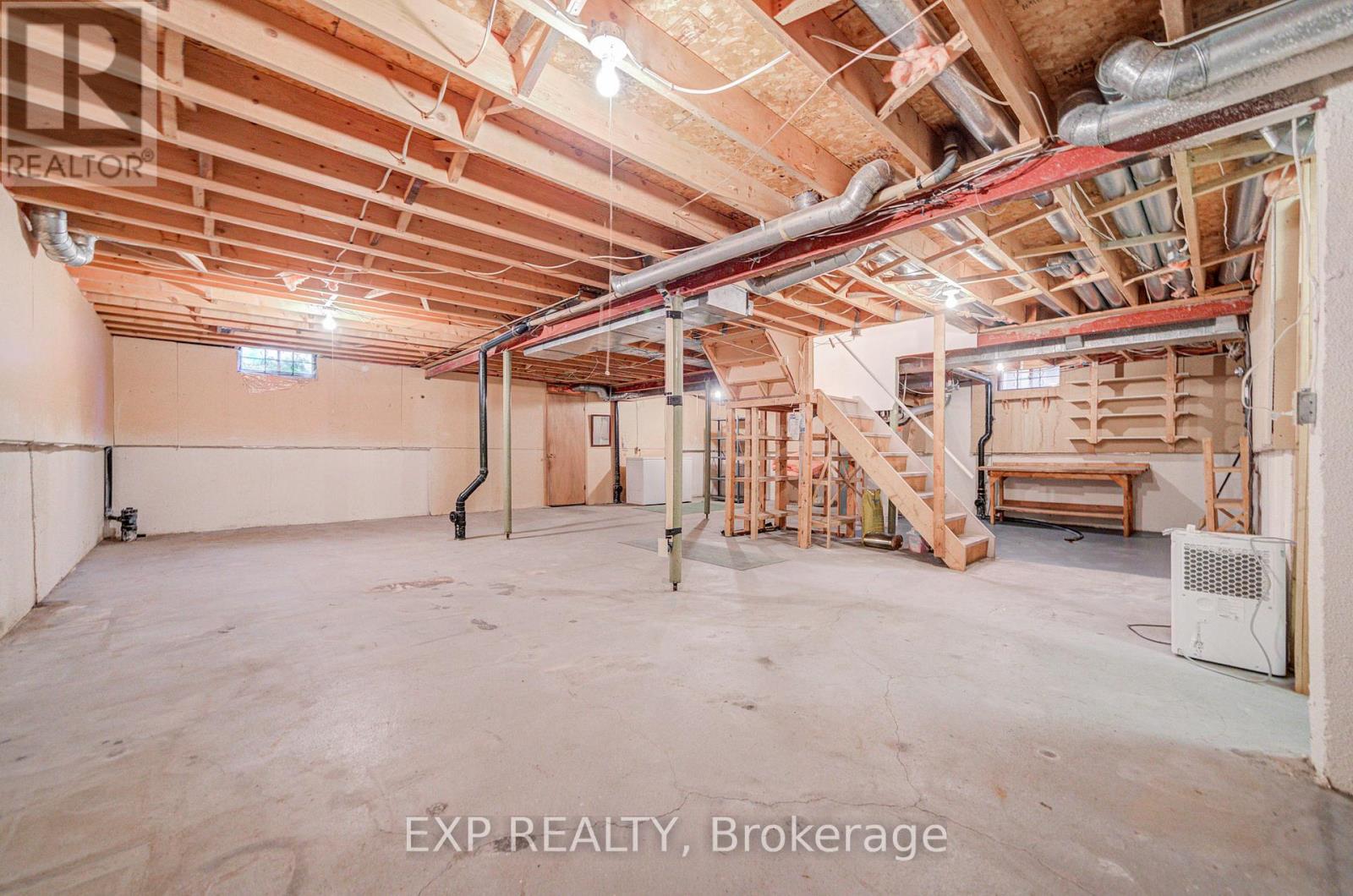 47 Longsword Drive, Toronto, Ontario  M1V 2Z9 - Photo 44 - E14103846