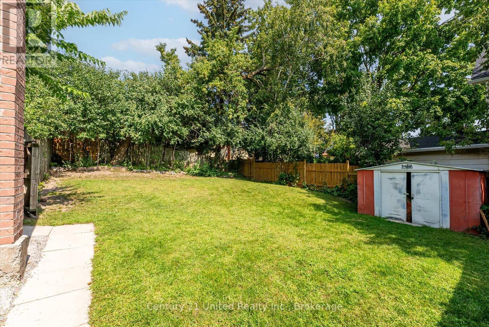 B - 556 Edison Avenue, Peterborough (Otonabee Ward 1), Ontario  K9J 4G5 - Photo 25 - X14103778