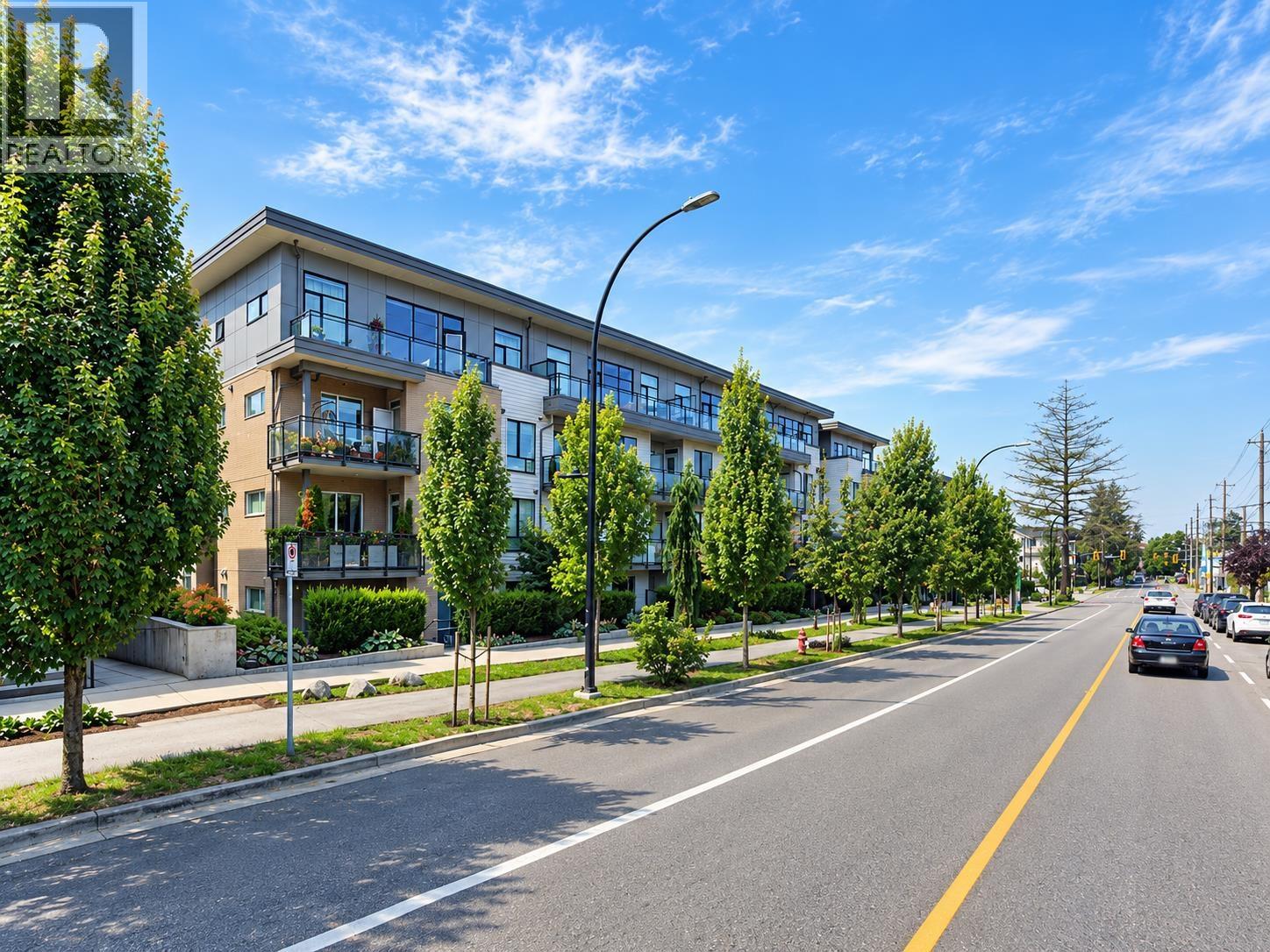 110 625 E 3RD STREET, North Vancouver, British Columbia