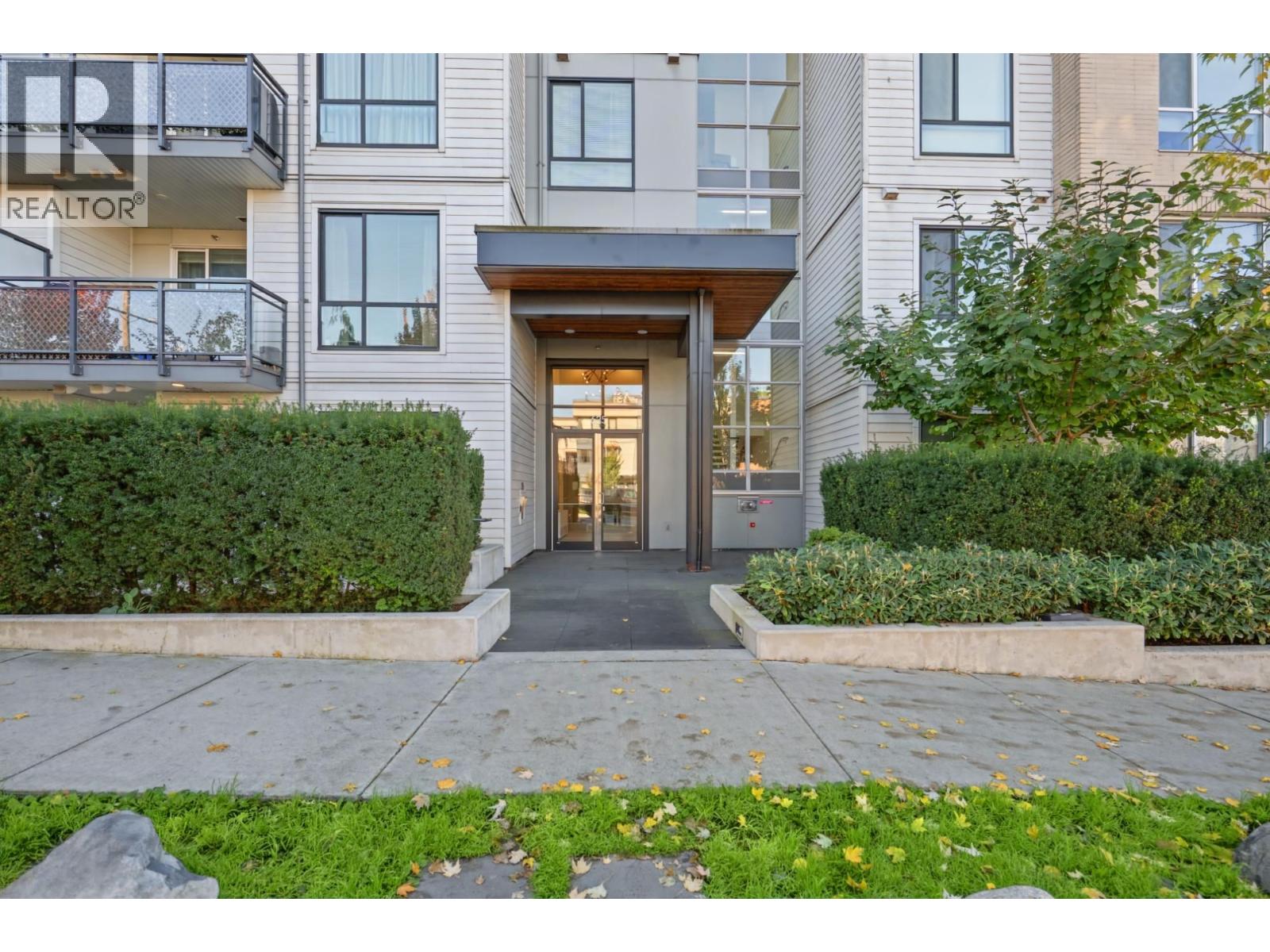110 625 E 3rd Street, North Vancouver, British Columbia  V7L 0G3 - Photo 3 - R3176651