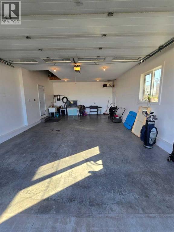 805 Sunset Place