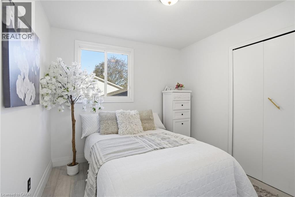 84 Elgar Avenue, Hamilton, Ontario  L9C 4E5 - Photo 17 - 40873074