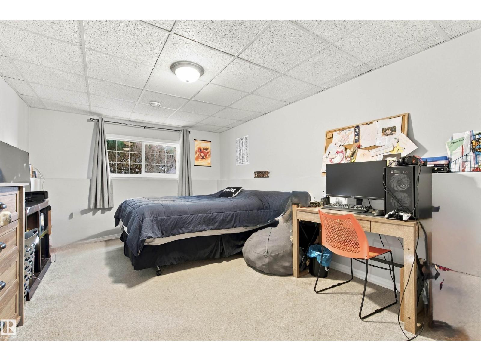 3801 42 Ave