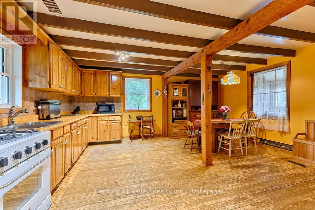 154 Mccauley Mountain Road, Bonnechere Valley, Ontario  K0J 1M0 - Photo 13 - X14103768
