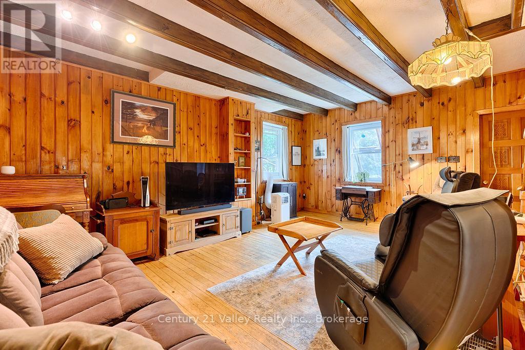 154 Mccauley Mountain Road, Bonnechere Valley, Ontario  K0J 1M0 - Photo 15 - X14103768