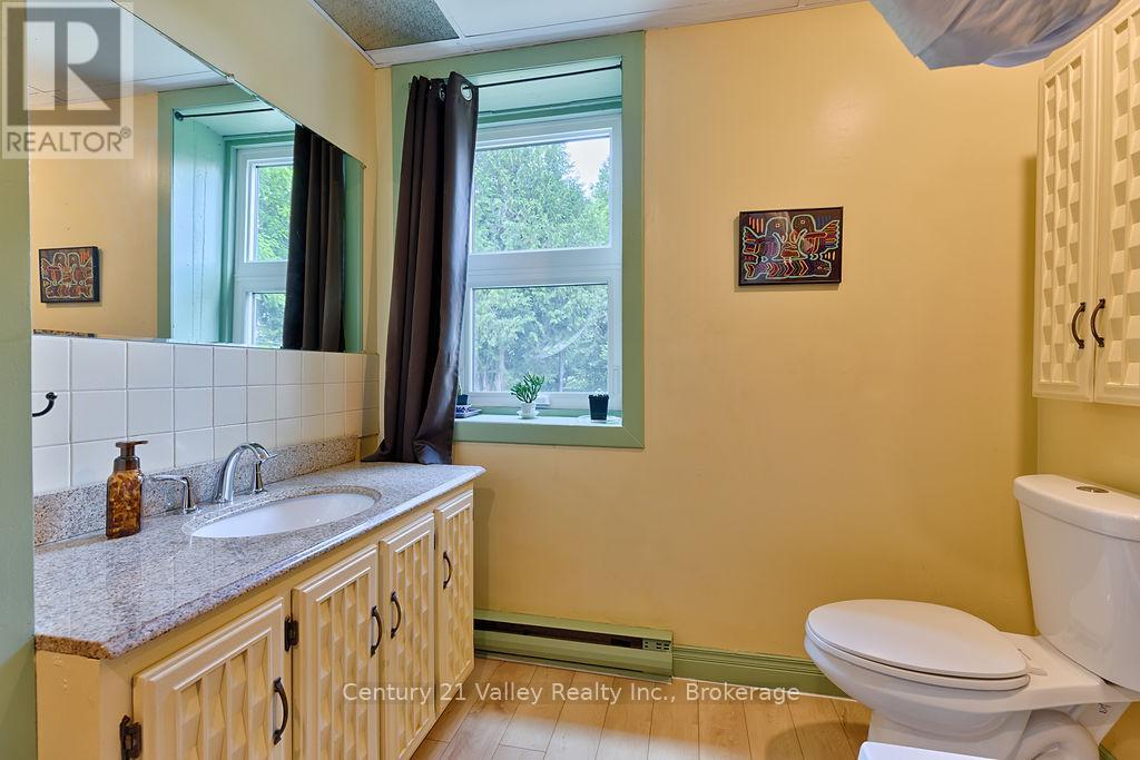 154 Mccauley Mountain Road, Bonnechere Valley, Ontario  K0J 1M0 - Photo 20 - X14103768
