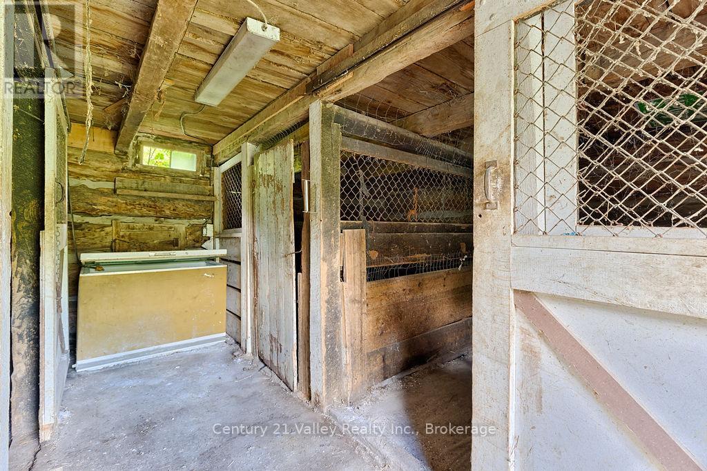 154 Mccauley Mountain Road, Bonnechere Valley, Ontario  K0J 1M0 - Photo 37 - X14103768