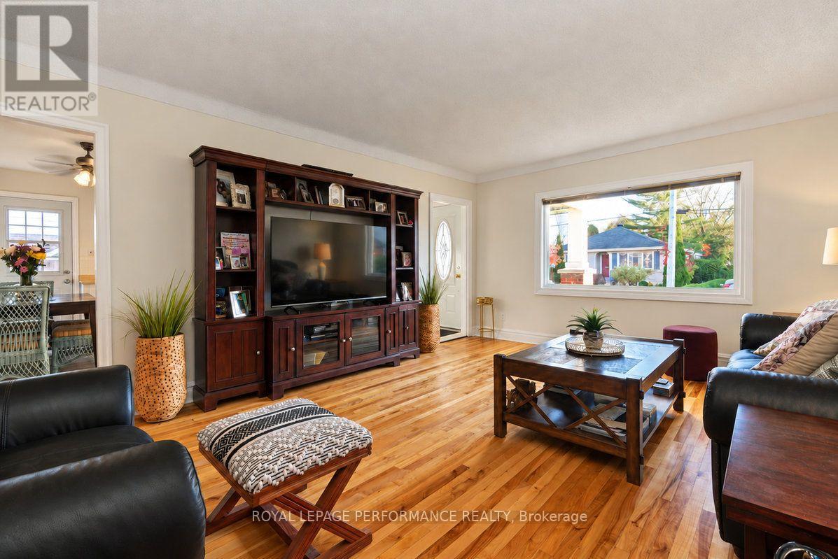 103 Glynn Avenue, Ottawa, Ontario  K1K 1S7 - Photo 8 - X14103770