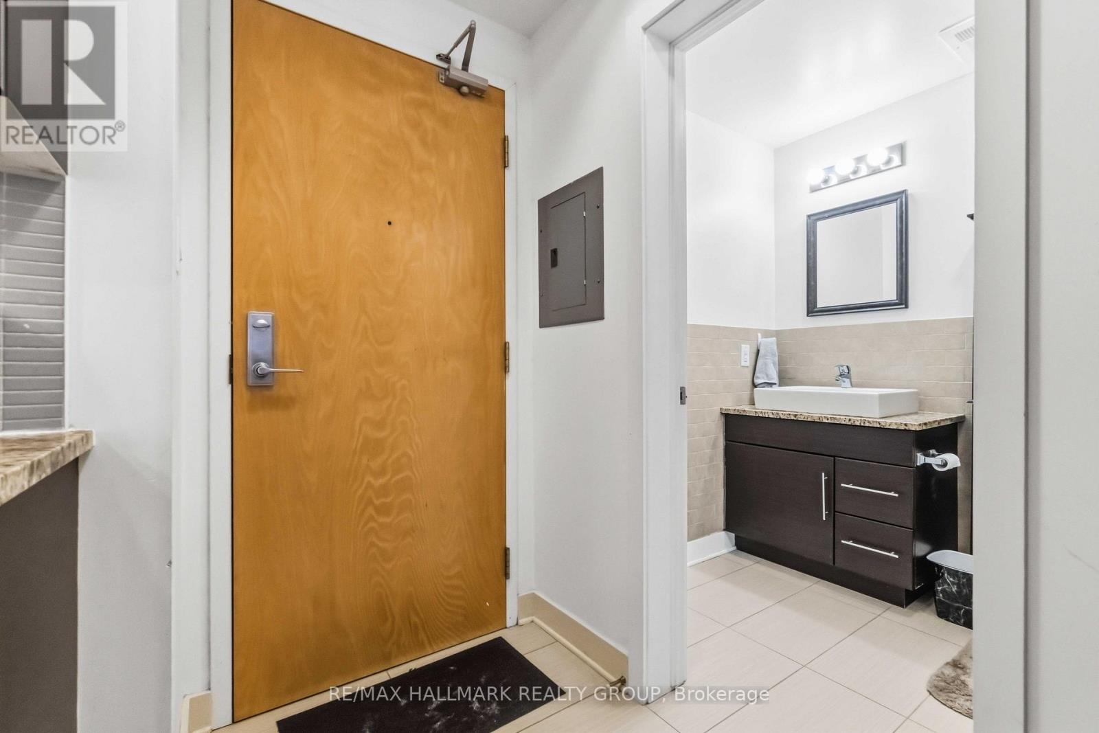 405 - 360 Cumberland Street, Ottawa, Ontario  K1N 0B1 - Photo 6 - X14103872