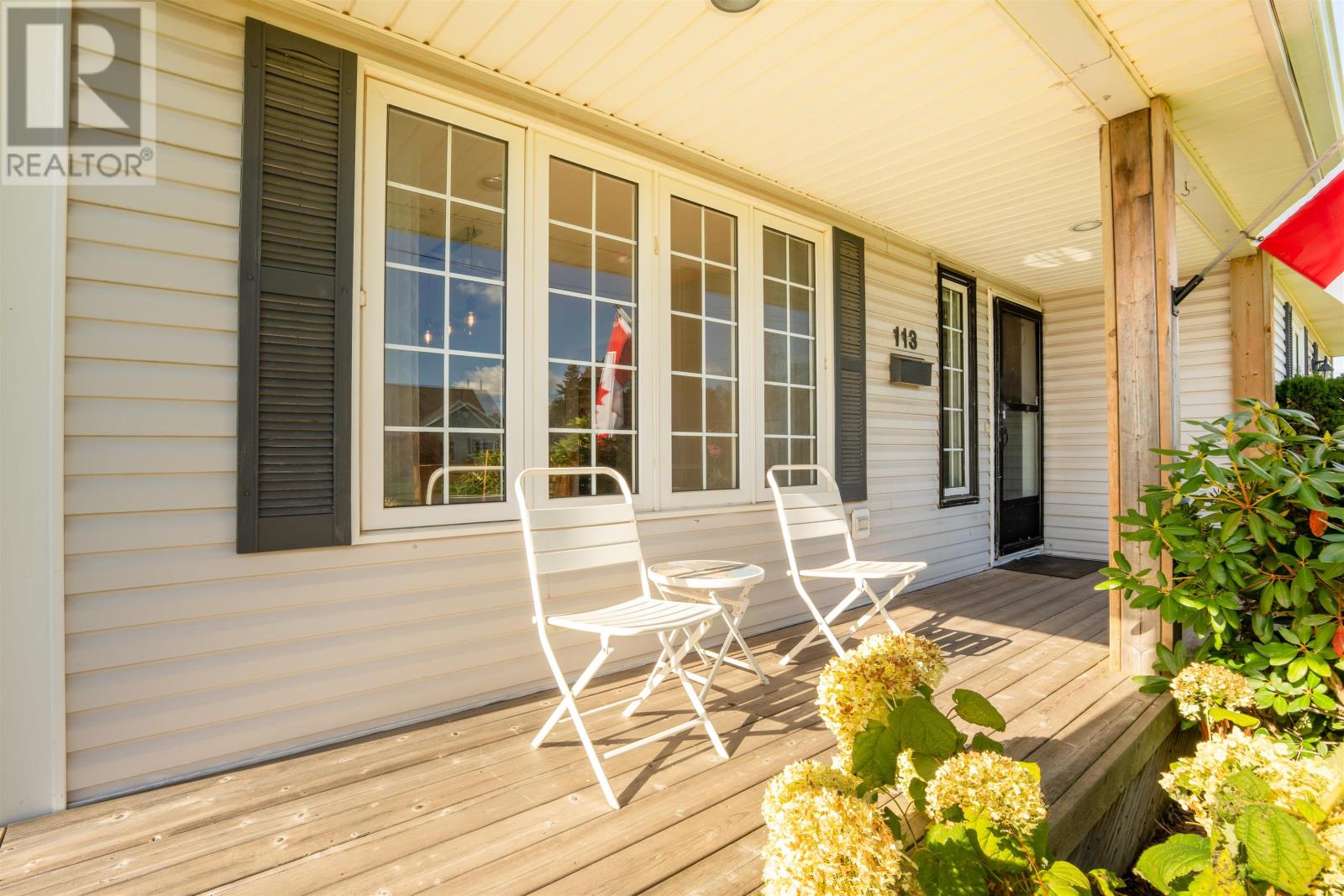 113 Greensview Drive, Stratford, Prince Edward Island  C1B 1N2 - Photo 3 - 202626350