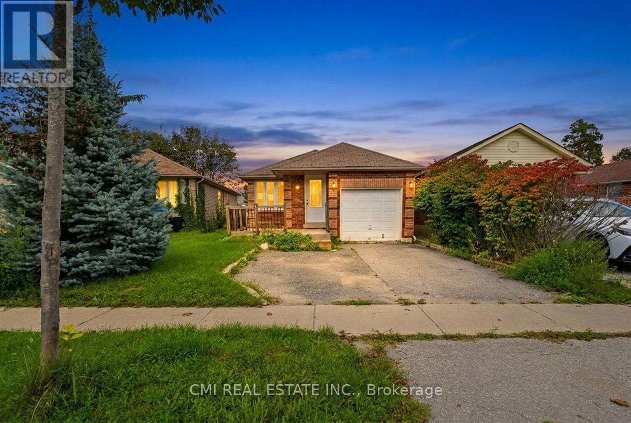 42 Geddes Crescent, Barrie, Ontario L4N 7B2 - Photo 1 - S14103800