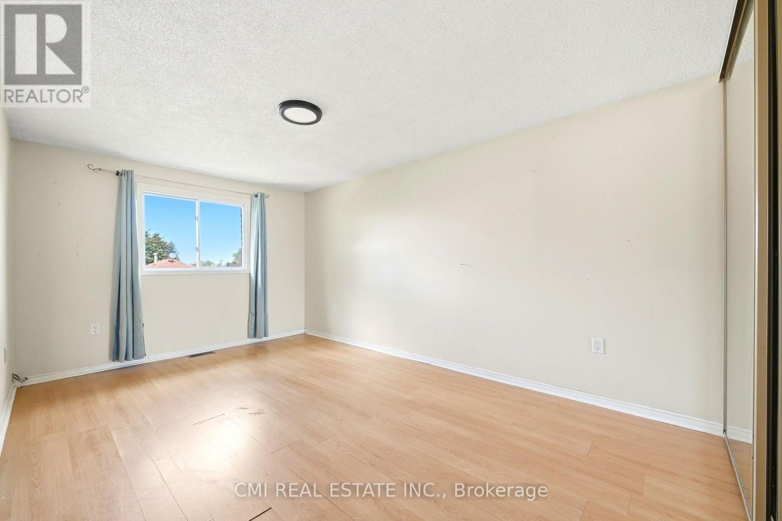 42 Geddes Crescent, Barrie, Ontario L4N 7B2 - Photo 18 - S14103800