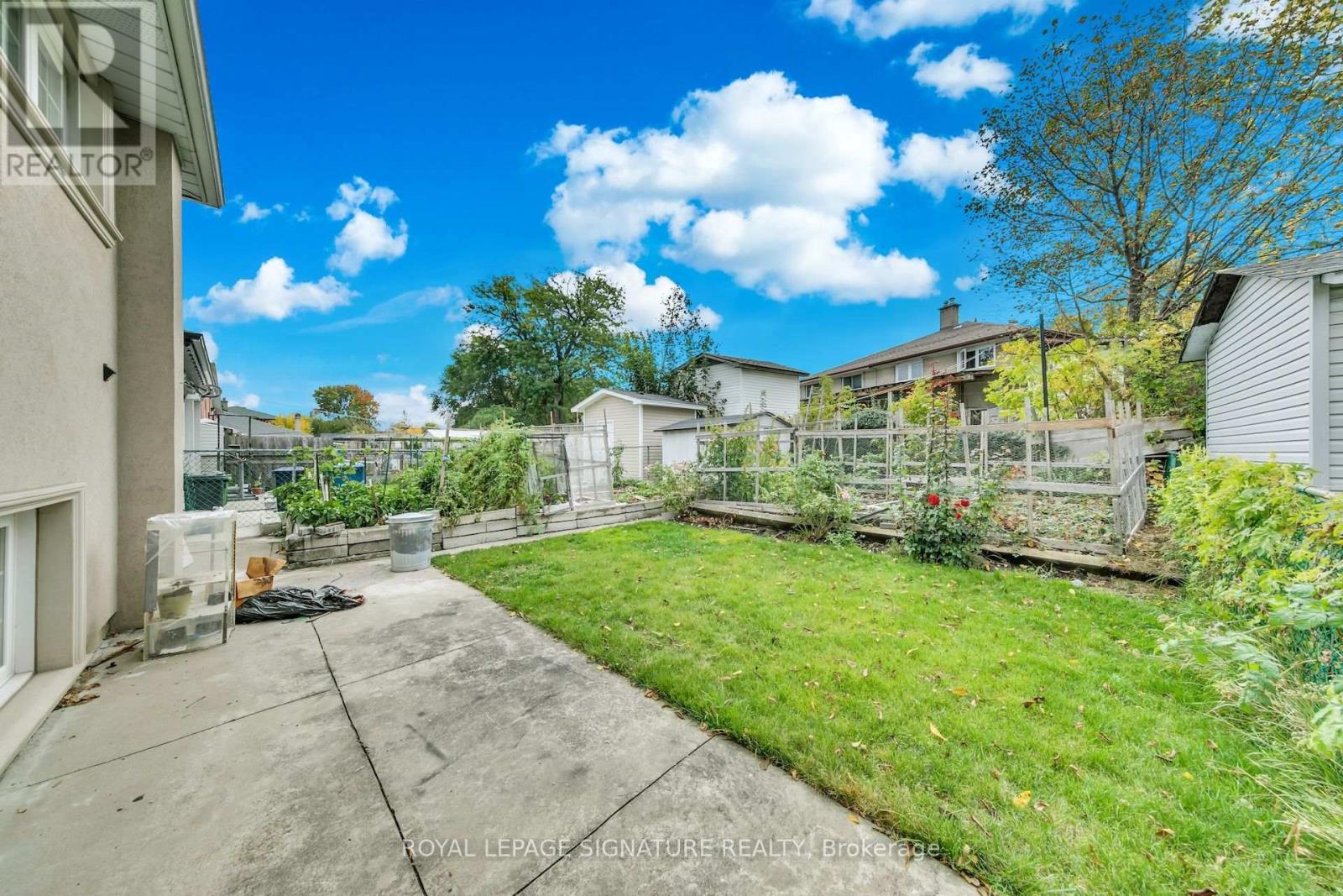 42 Lightwood Drive, Toronto (Thistletown-Beaumonde Heights), Ontario  M9V 2Z2 - Photo 35 - W14103842