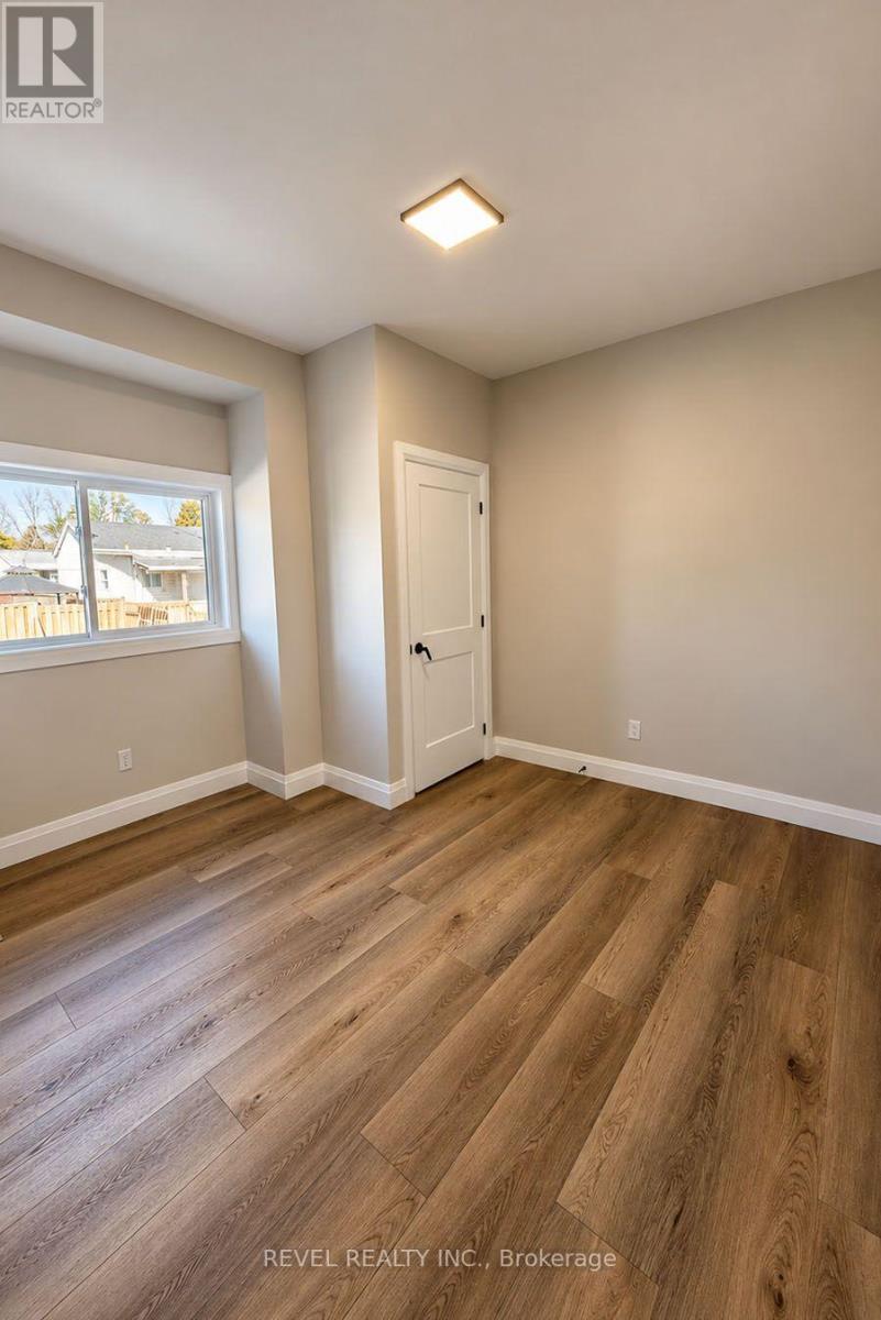 1 - 160 Catharine Avenue, Brantford, Ontario  N3T 1Y7 - Photo 4 - X14103850