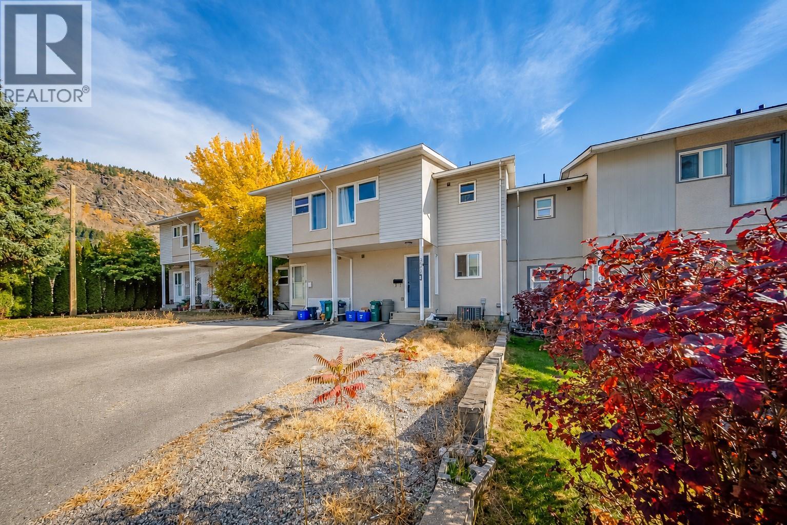 3307 Laurel Crescent, Trail, British Columbia  V1R 4M6 - Photo 2 - 10403918