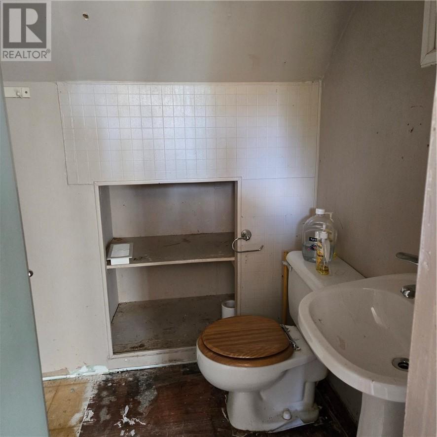 14 Fairview Avenue, Greater Sudbury, Ontario  P3B 2N1 - Photo 17 - 2131053