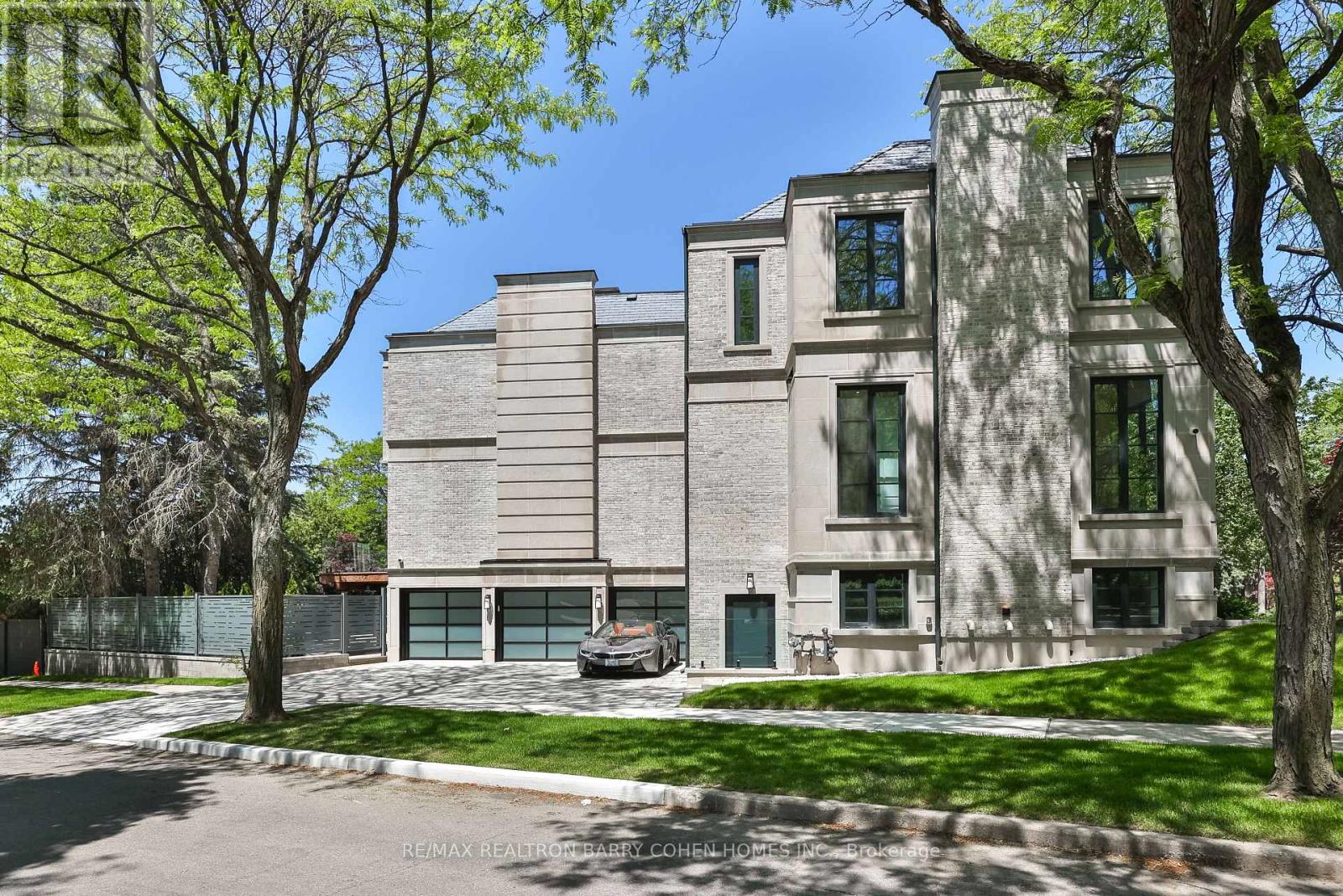 27 Penwood Crescent, Toronto, Ontario  M3B 3B1 - Photo 5 - C13753420