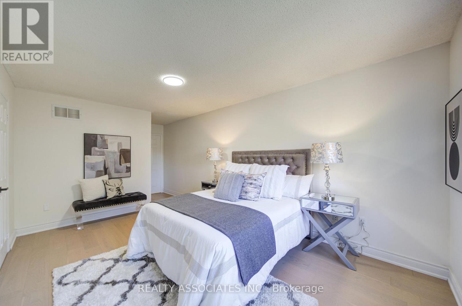 71 Highhill Drive, Toronto, Ontario  M1T 1N8 - Photo 29 - E14102476