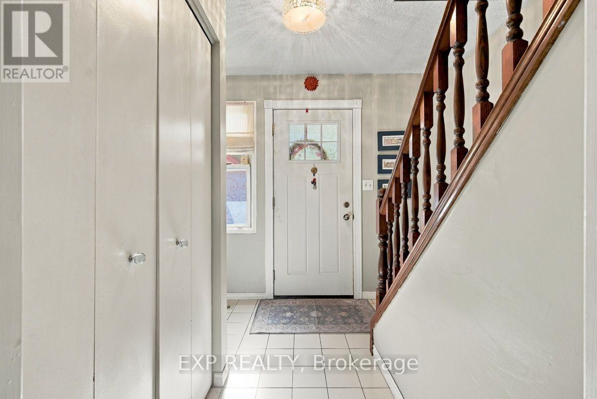 147 Walmer Gardens, London North, Ontario N6G 4H3 - Photo 4 - X14103878