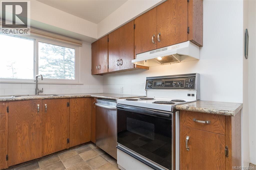 368 Gorge Rd W