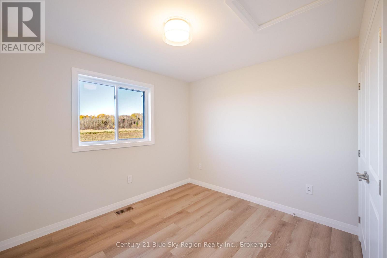 201 Talon Crescent S, Bonfield, Ontario  P0H 2E0 - Photo 18 - X14104006