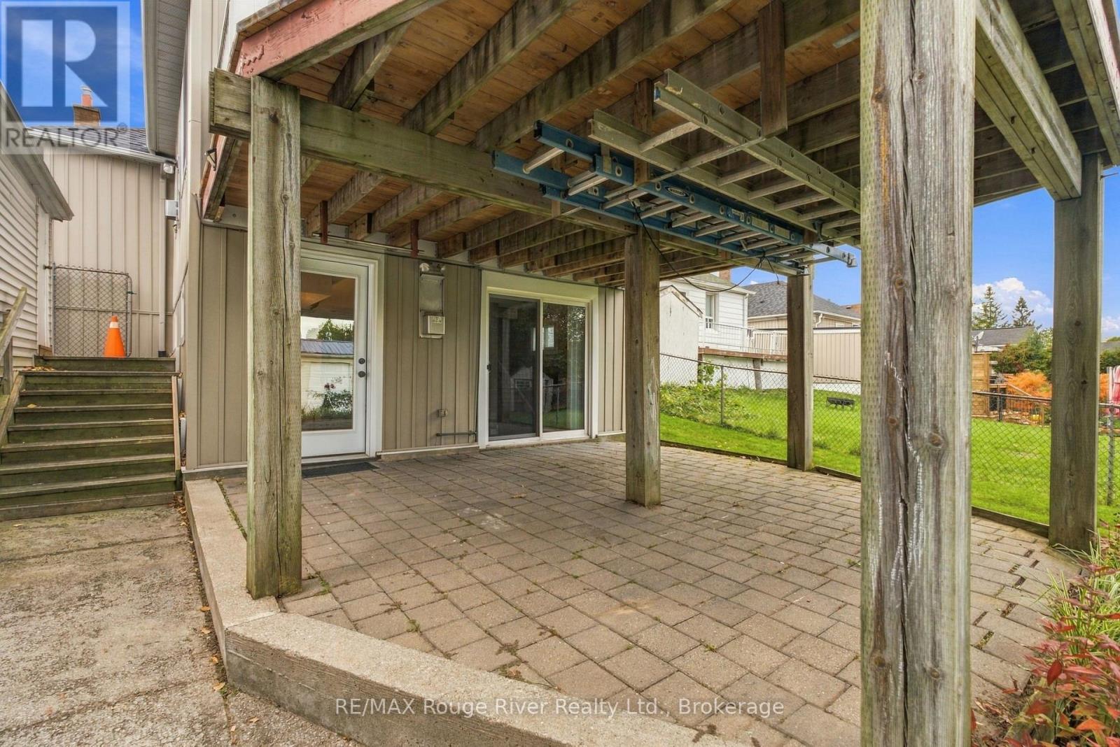 709 Athol Street, Whitby, Ontario  L1N 4A1 - Photo 35 - E14103906