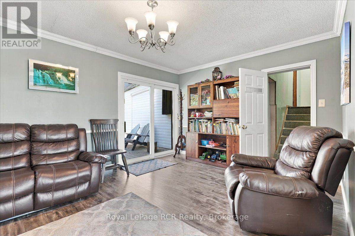 7808 Sideroad 21 Side Road, Mapleton, Ontario  N0G 1A0 - Photo 14 - X14104094