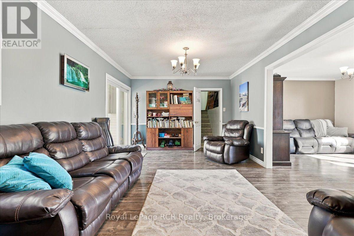 7808 Sideroad 21 Side Road, Mapleton, Ontario  N0G 1A0 - Photo 16 - X14104094