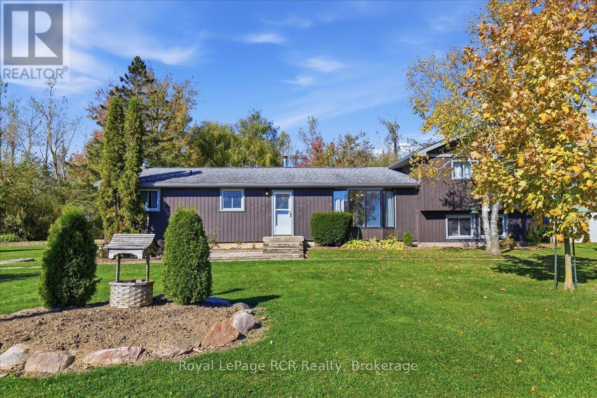 7808 Sideroad 21 Side Road, Mapleton, Ontario  N0G 1A0 - Photo 2 - X14104094