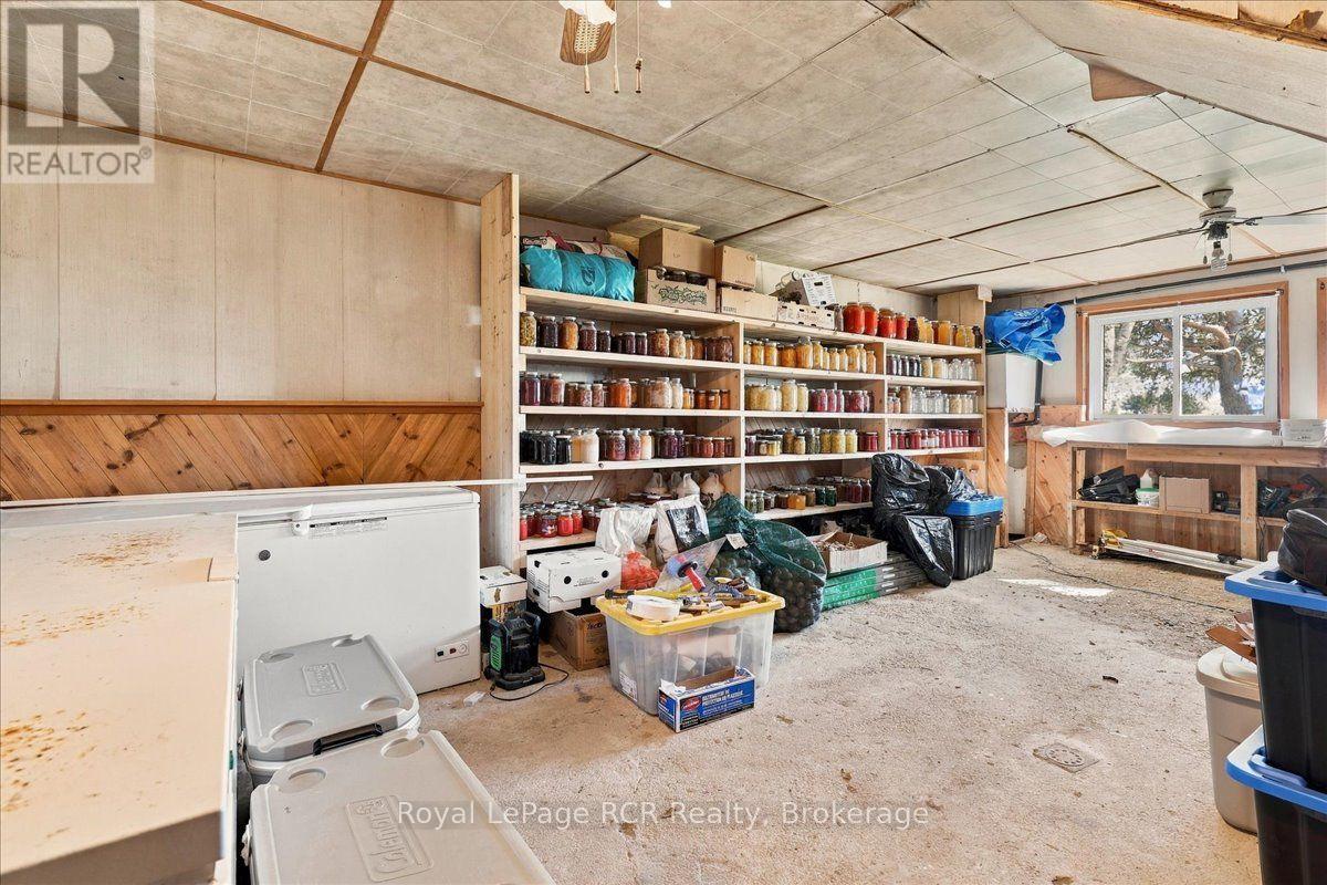 7808 Sideroad 21 Side Road, Mapleton, Ontario  N0G 1A0 - Photo 27 - X14104094