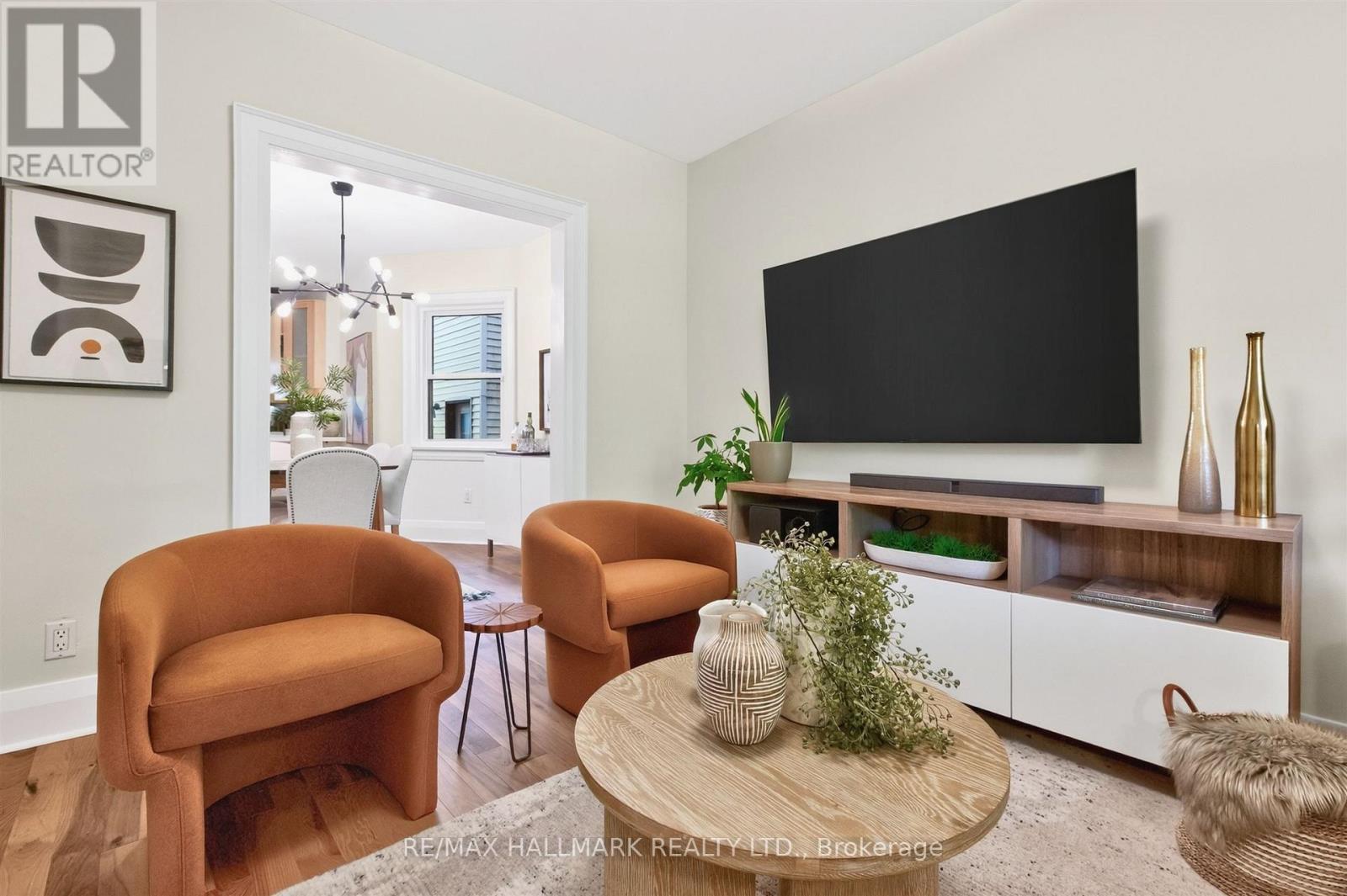 384a Montrose Avenue, Toronto, Ontario  M6G 3H1 - Photo 5 - C14103892