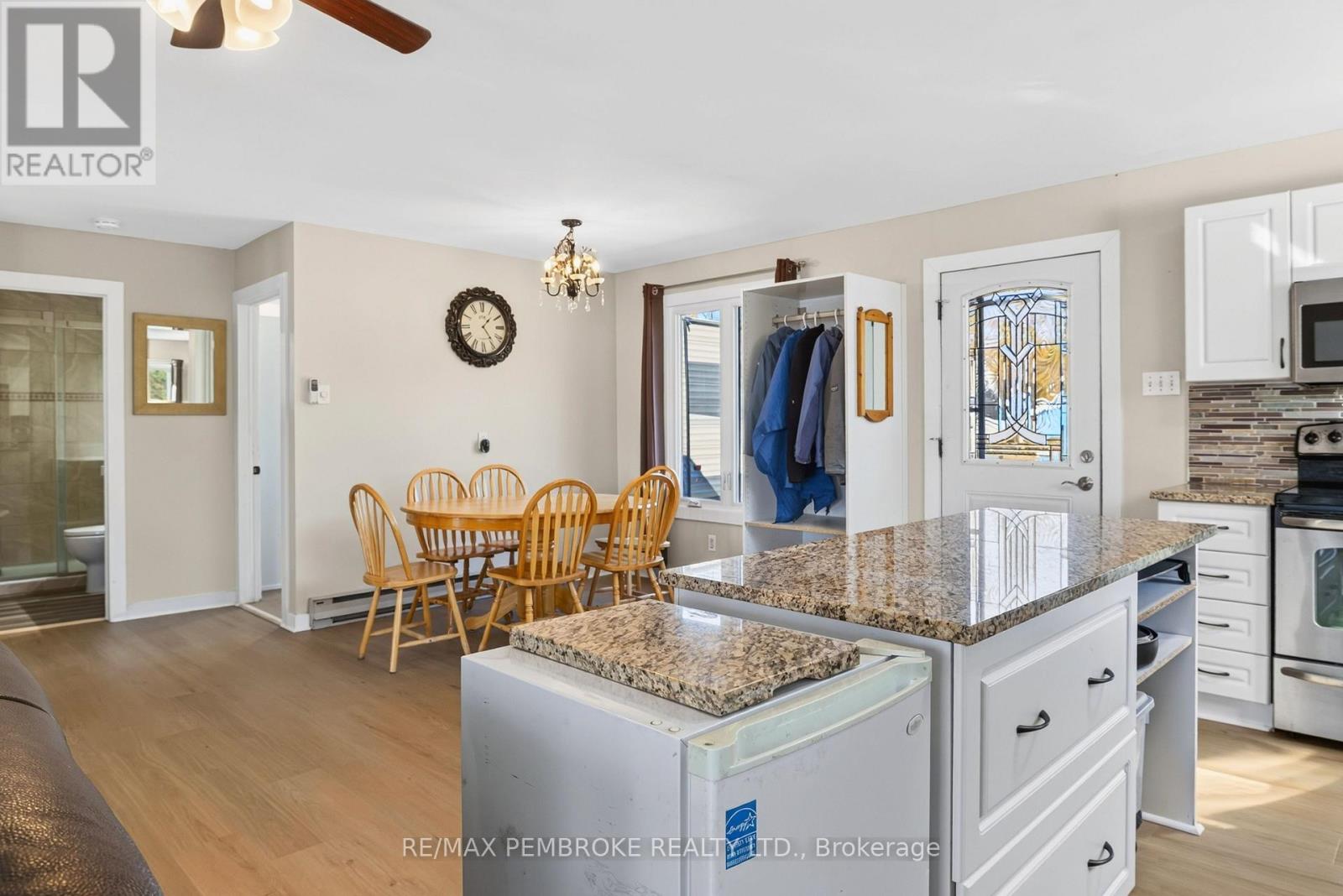 562 Bayview Drive, Whitewater Region, Ontario  K0J 2L0 - Photo 10 - X14103990