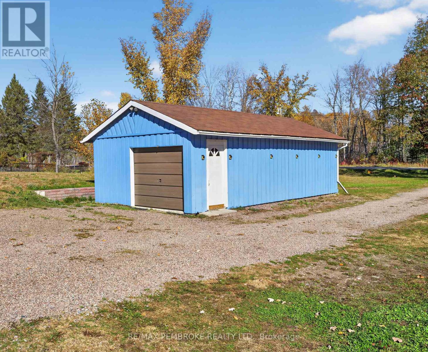 562 Bayview Drive, Whitewater Region, Ontario  K0J 2L0 - Photo 6 - X14103990