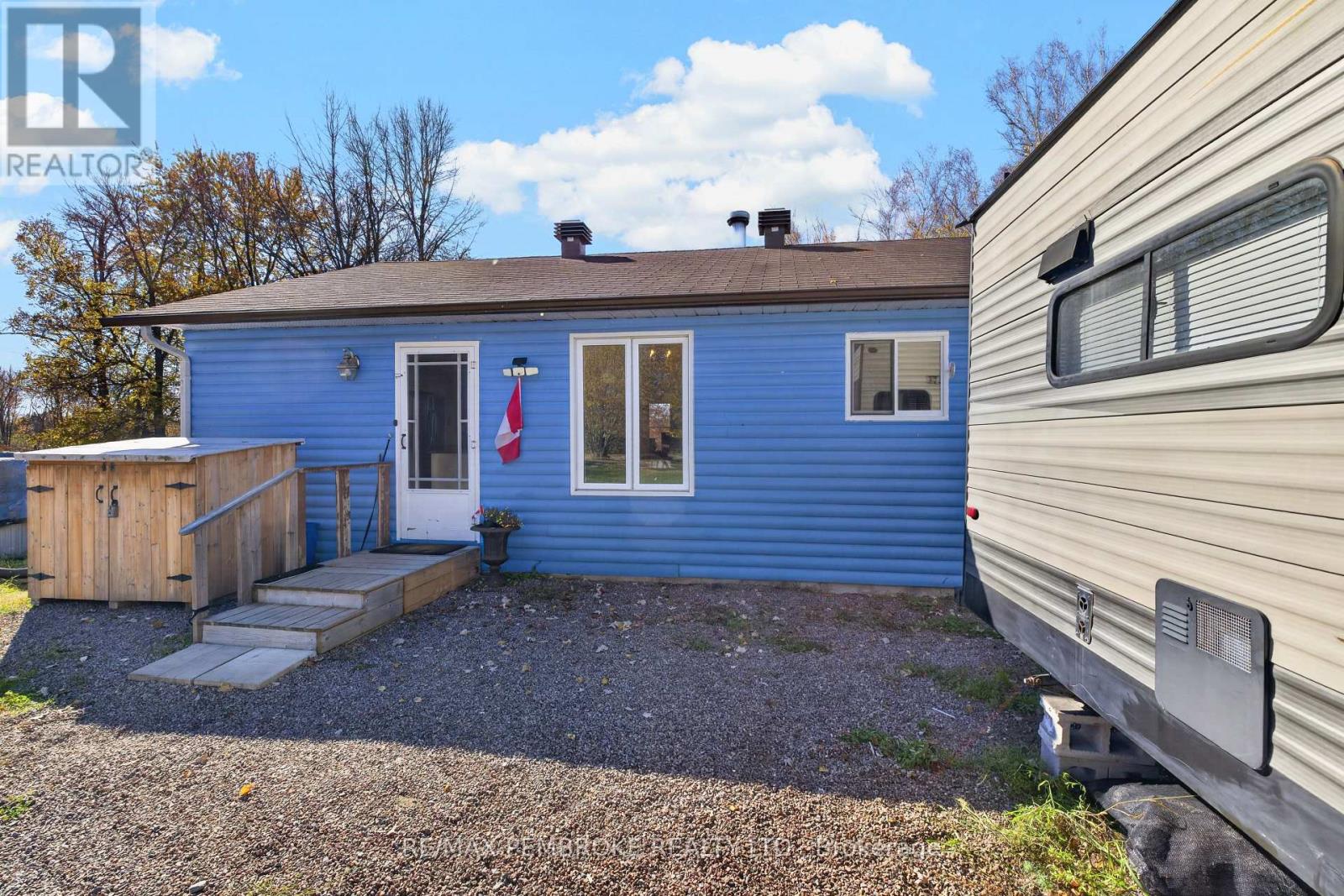 562 Bayview Drive, Whitewater Region, Ontario  K0J 2L0 - Photo 7 - X14103990